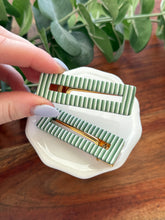 Load image into Gallery viewer, Trinity Hair Clip