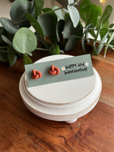 Load image into Gallery viewer, Knotted Studs