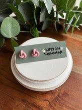 Load image into Gallery viewer, Knotted Studs