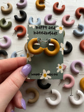 Load image into Gallery viewer, Mini Hoop Earrings