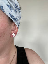 Load image into Gallery viewer, Hibiscus Stud Pack