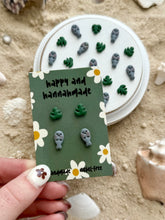 Load image into Gallery viewer, Manatee Stud Pack