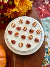 Load image into Gallery viewer, Pumpkin Jack Stud Pack