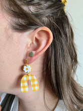 Load image into Gallery viewer, Maisie Dangles