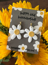 Load image into Gallery viewer, Lazy Daisy Dangles