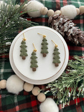 Load image into Gallery viewer, Evergreen Dangles