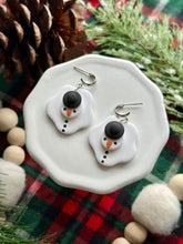 Load image into Gallery viewer, Olaf Dangles