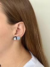 Load image into Gallery viewer, Penguin Stud Pack