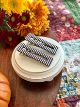Load image into Gallery viewer, Agatha Hair Clip