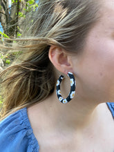 Load image into Gallery viewer, Floral Hoops