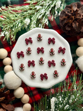 Load image into Gallery viewer, Gingerbread Stud Pack
