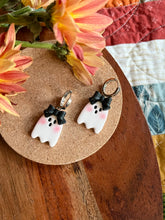 Load image into Gallery viewer, Lydia Huggie Hoops
