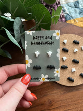 Load image into Gallery viewer, Bat Stud Pack
