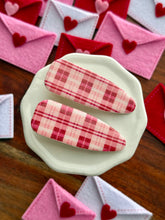 Load image into Gallery viewer, Valerie Hair Clip
