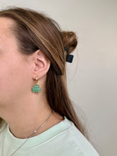 Load image into Gallery viewer, Saoirse Huggie Hoops
